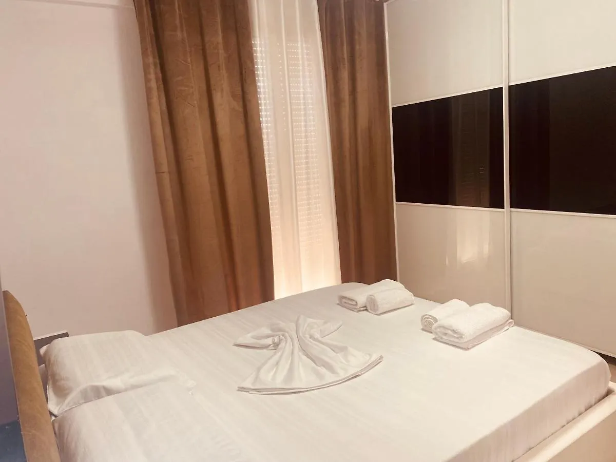 Ajsi Apartments 1 Vlore